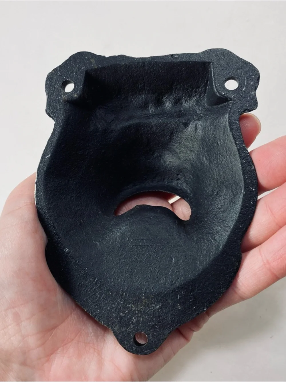 Vintage-style Wall-Mounted Bulldog Bottle Opener Cast Iron